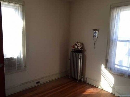 4th image of 597 Palisade Ave