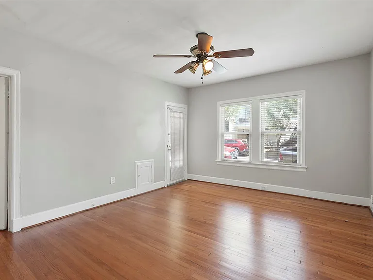 6166 Oram St — Photo 15