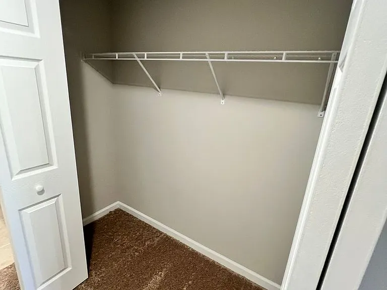 5951 NW Baynard Dr — Photo 22