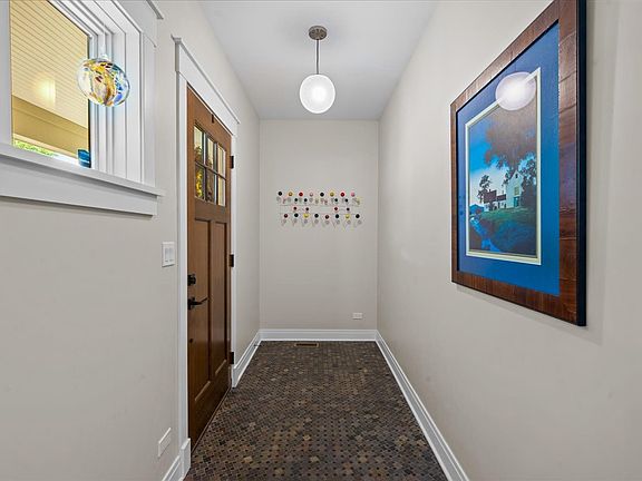 4th image of 1136 Florence Ave