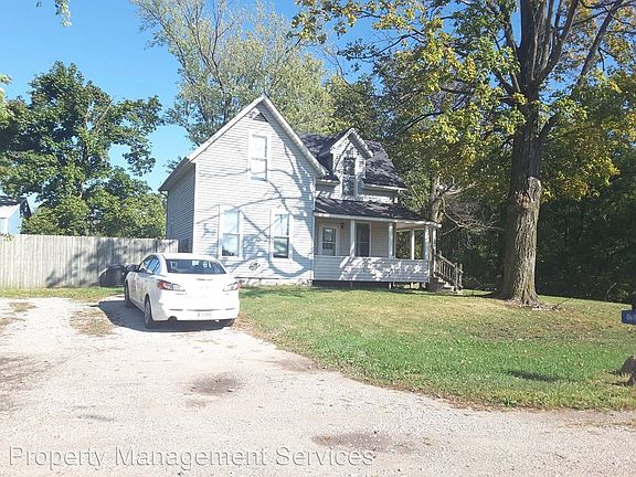 2nd image of 437 N 1st St