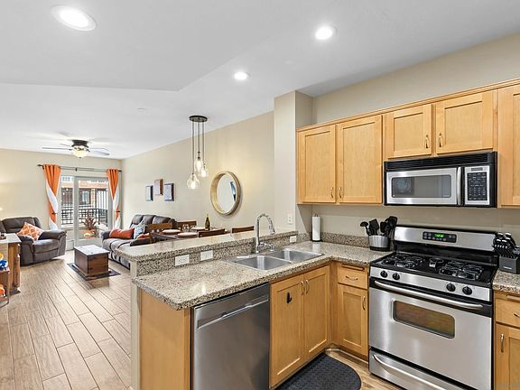 3rd image of 450 J St Unit 3041
