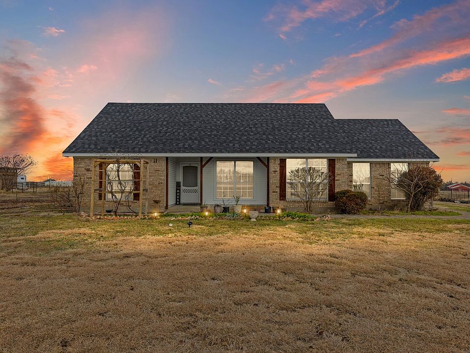 1st image of 108 Horseshoe Bnd
