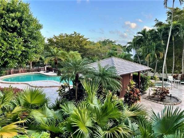 1000 Quayside Ter APT 410, Miami, FL 33138