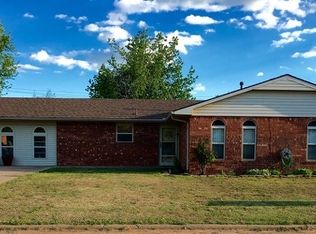 502K Northampton Dr, Watonga, OK 73772