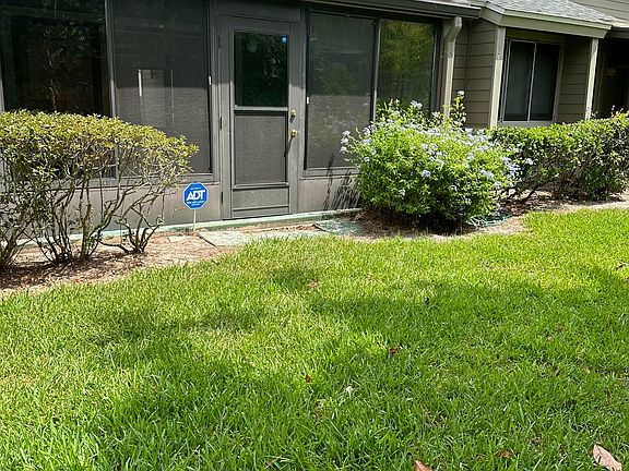 5th image of 2065-7623 Baymeadows Cir W