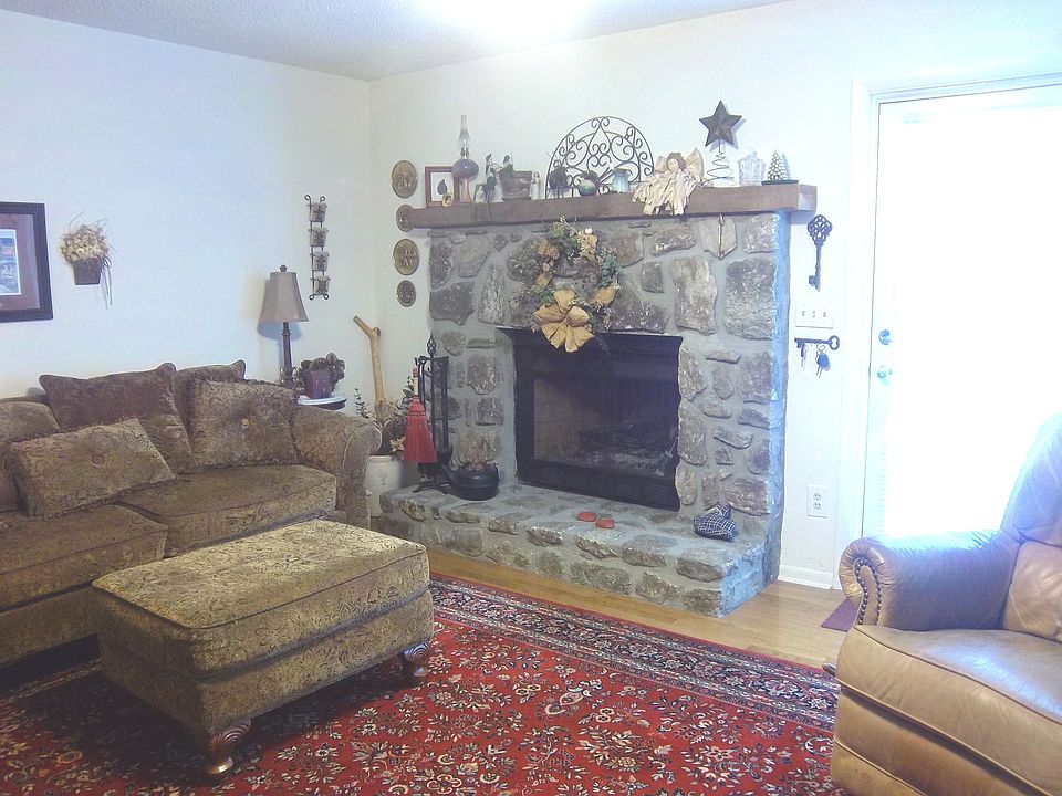 Living room and front of tow