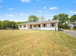 813 Brookhaven Cir, Shelbyville, TN 37160