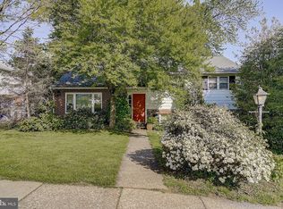 5 Red Oak Rd, Oreland, PA 19075