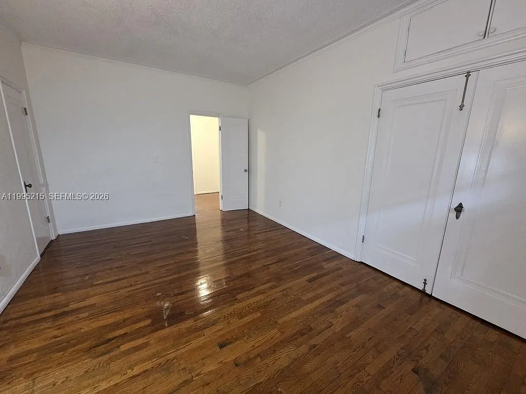 Building Photo - 850 Jefferson Ave #5