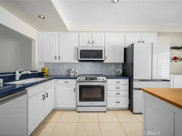 25885 Trabuco Rd APT 14, Lake Forest, CA 92630