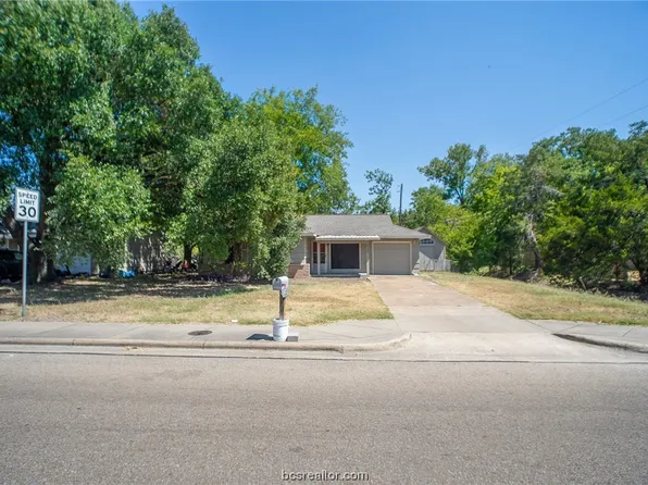 4105 Carter Creek Pkwy, Bryan, TX 77802