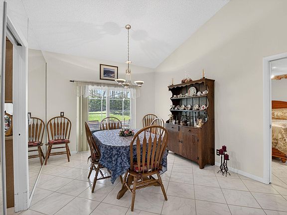 5th image of 8344 Blue Cypress Drive