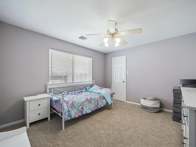 5918 Amherst Ct — Photo 16