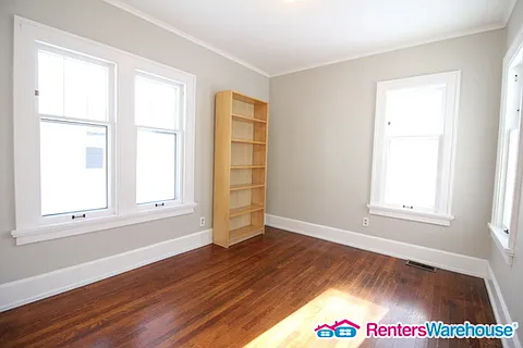3724 University Ave — Photo 7