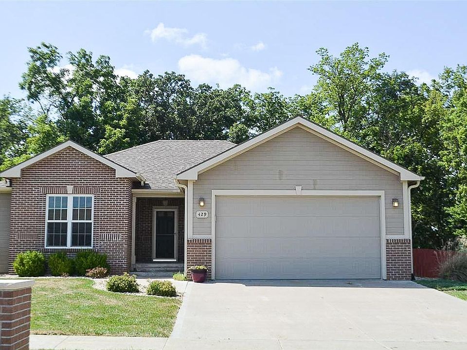 1st image of 429 Stone Grove Dr