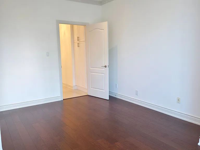 2111 Lake Shore Blvd W #Penthouse 18 — Photo 13