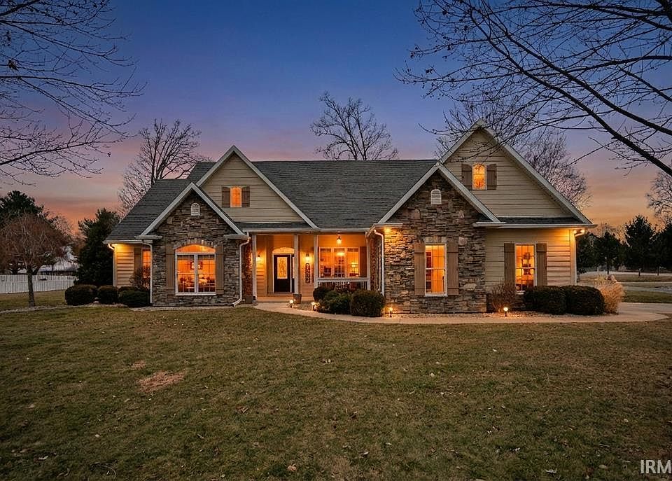 1st image of 1731 Tall Oaks Dr