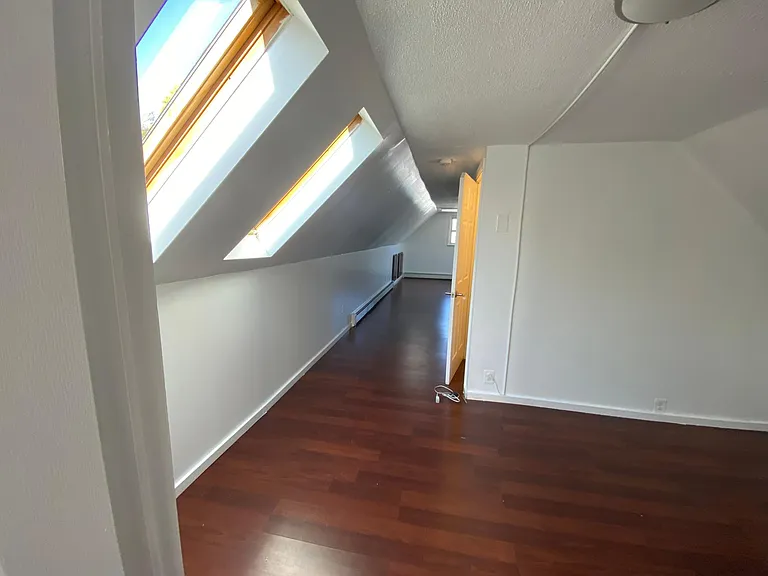 132 Cambridge Ave #2 — Photo 8