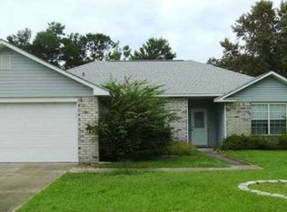 2051 Jessica Way, Navarre, FL 32566