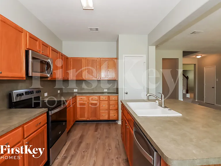 11319 Sandermeyer Dr — Photo 6