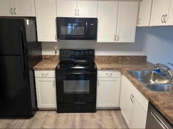 3rd image of 3106 SE Brook Street