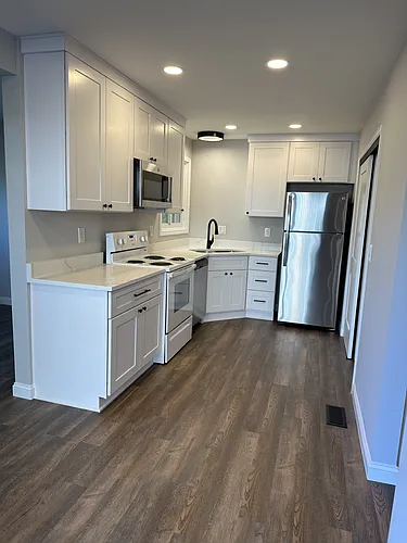 554 S 7th St Photo 1