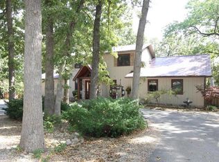 77 Angel Ln, Reeds Spring, MO 65737