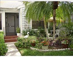 5th image of 924 Myakka Ct NE