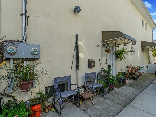 1764 East 17th Street image 26 of 45