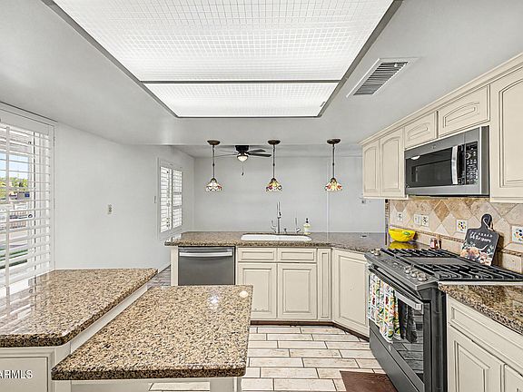 2nd image of 4302 N 85TH Avenue