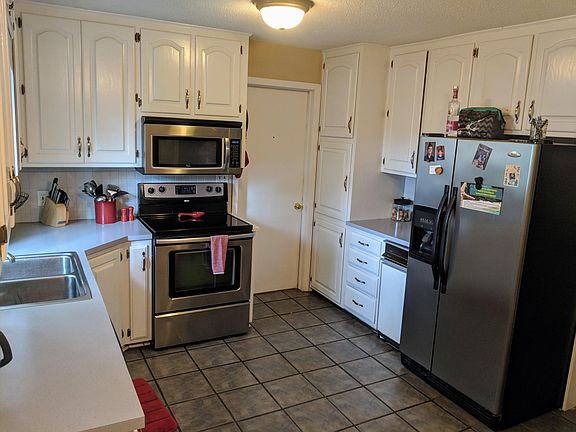 5th image of 4911 W 58th St
