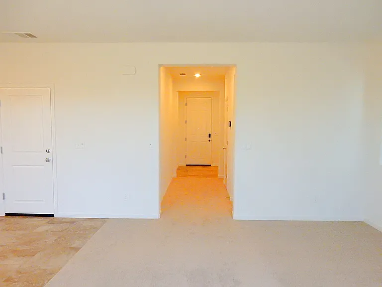 1624 Lion St — Photo 8