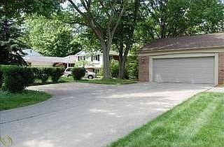 2nd image of 20326 Ronsdale Dr