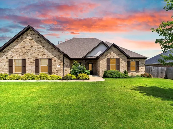 1218 Cassia St, Springdale, AR 72762