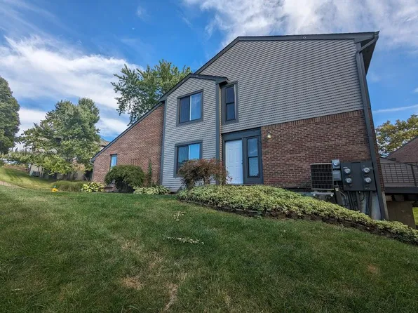 4068 Edgelake Ct, Villa Hills, KY 41017