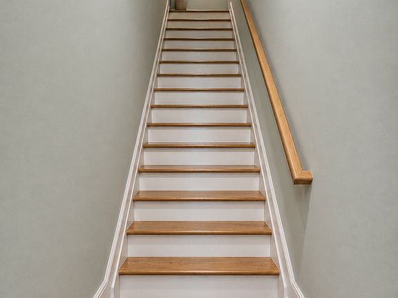 Enterance stairwell that takes you to the first floor