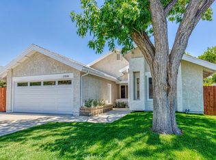 27558 Sycamore Creek Dr, Santa Clarita, CA 91354