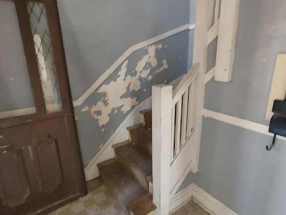 5th image of 5433 S Sawyer Ave