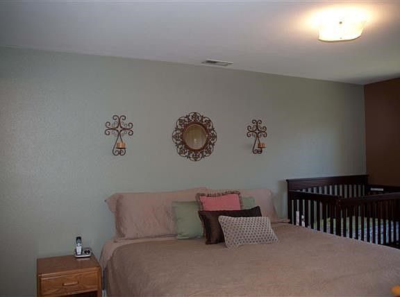4th image of 5416 Robert Wayne Dr