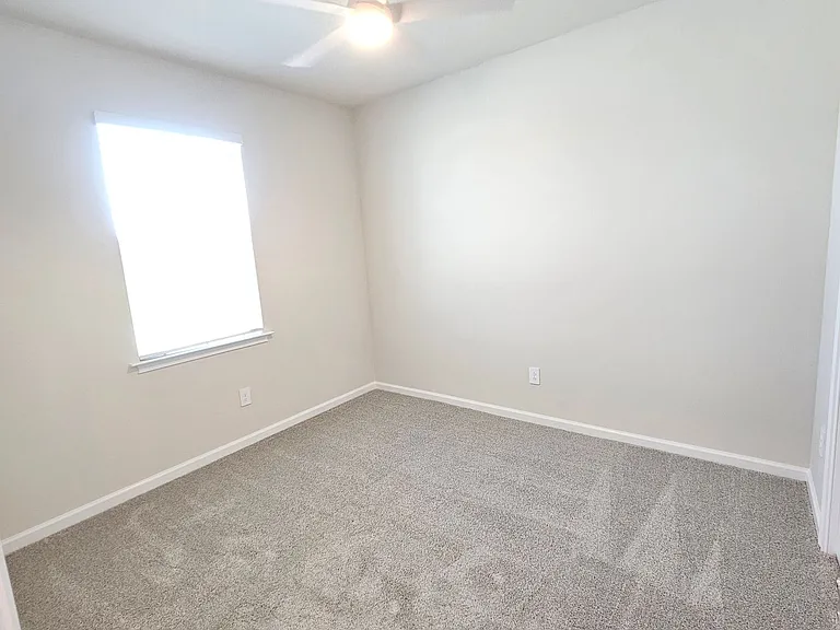 17784 Stillness Ct — Photo 34