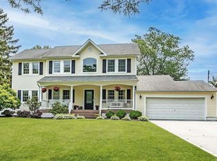 24 Auburn Dr, Greenlawn, NY 11740
