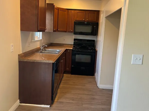19896 Sheffield Ln, Huntington Beach, CA 92646