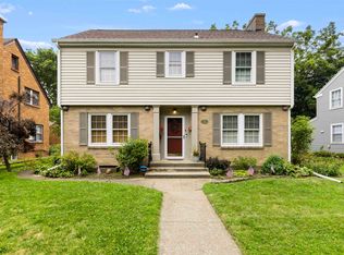 221 N Highland Ave, Rockford, IL 61107