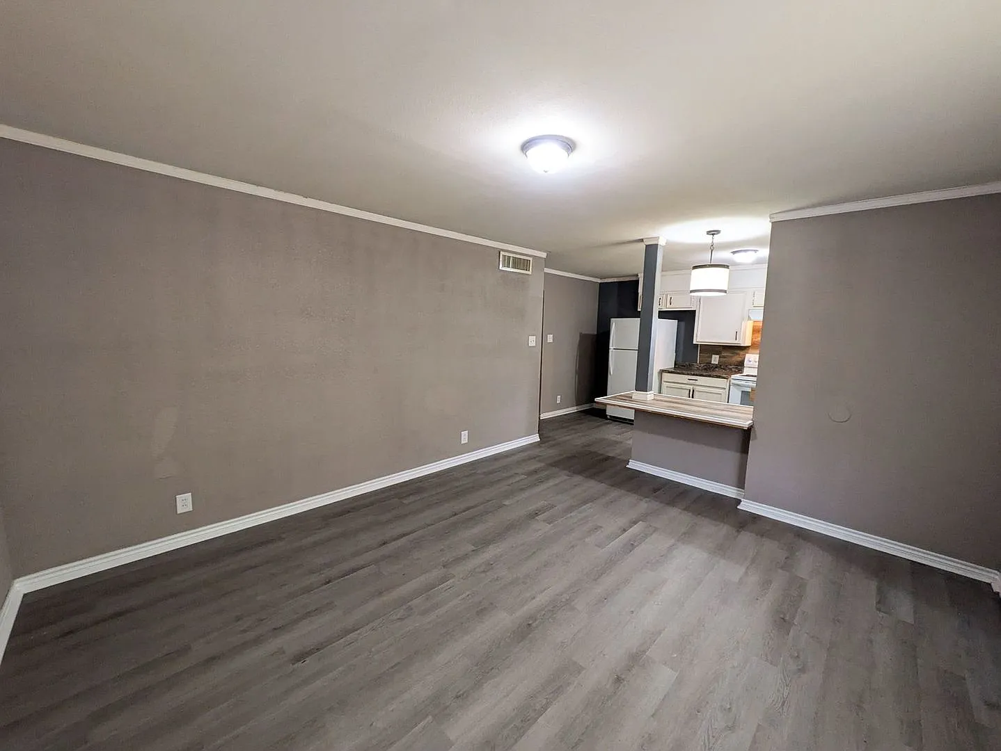 Lambda Apartments — Photo 3