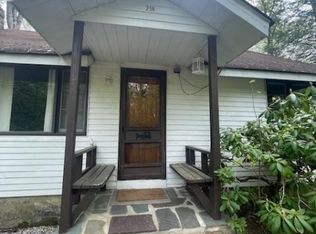 218 Wawayanda Rd, Highland Lakes, NJ 07422