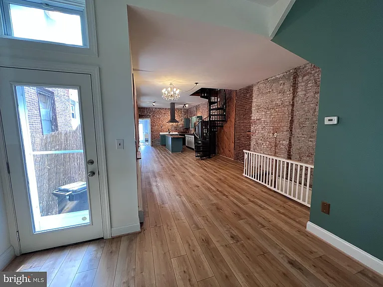 2109 N Howard St #1 — Photo 3