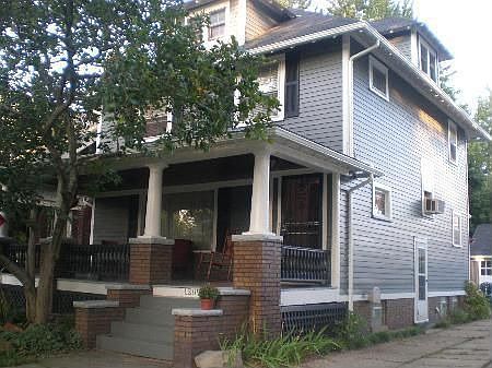 2nd image of 1289 W 103rd St