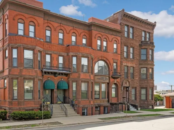 162 College Ave W APT 2, Saint Paul, MN 55102