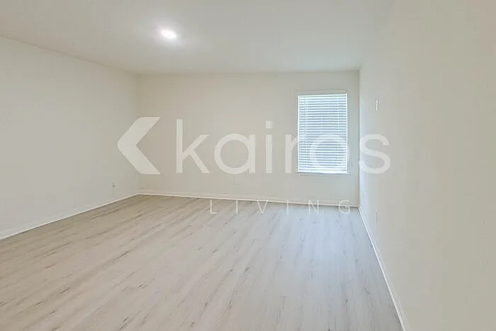 10631 Hillside Creek Dr — Photo 19